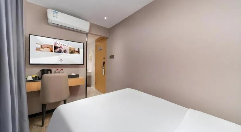 Bed in Borrman Hotel Guangzhou Shisanhang Ximenkou Metro Station