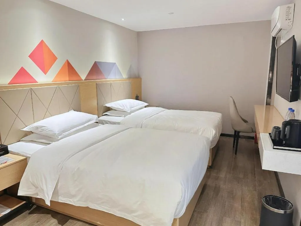 Bed in Borrman Hotel Guangzhou Shisanhang Ximenkou Metro Station