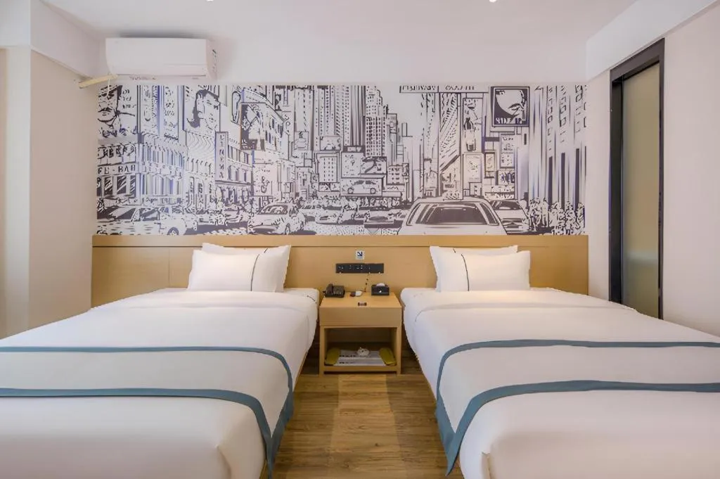 Bed in City Comfort Inn Pingxiang Free Trade Zone Redwood City