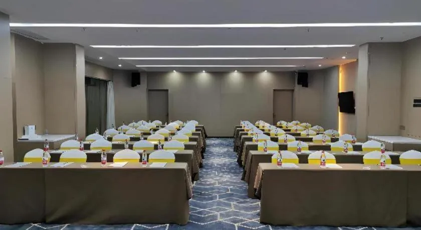 Echeng Hotel Enshi Minzu Road