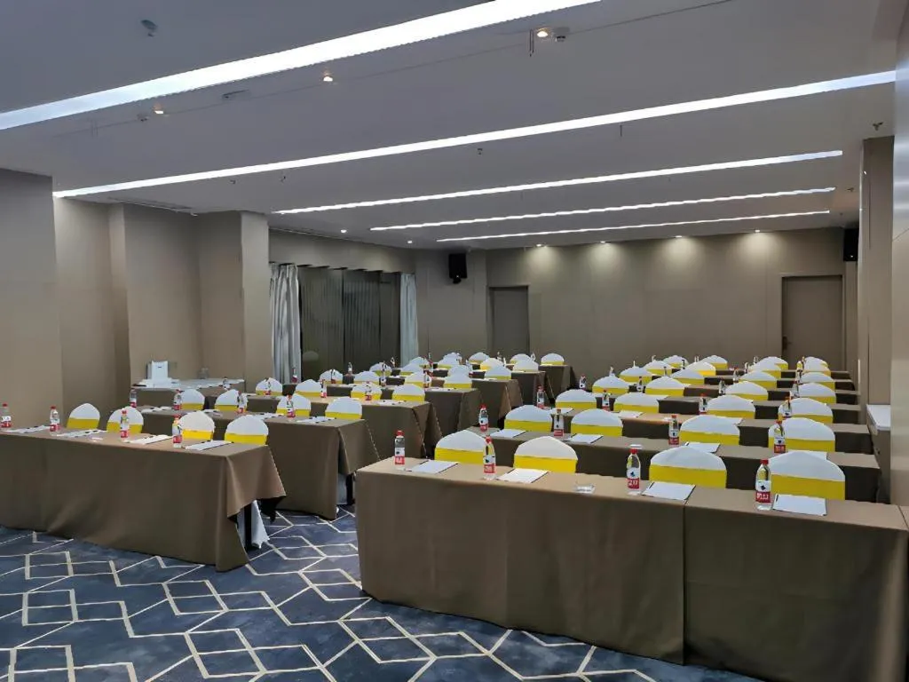 Echeng Hotel Enshi Minzu Road