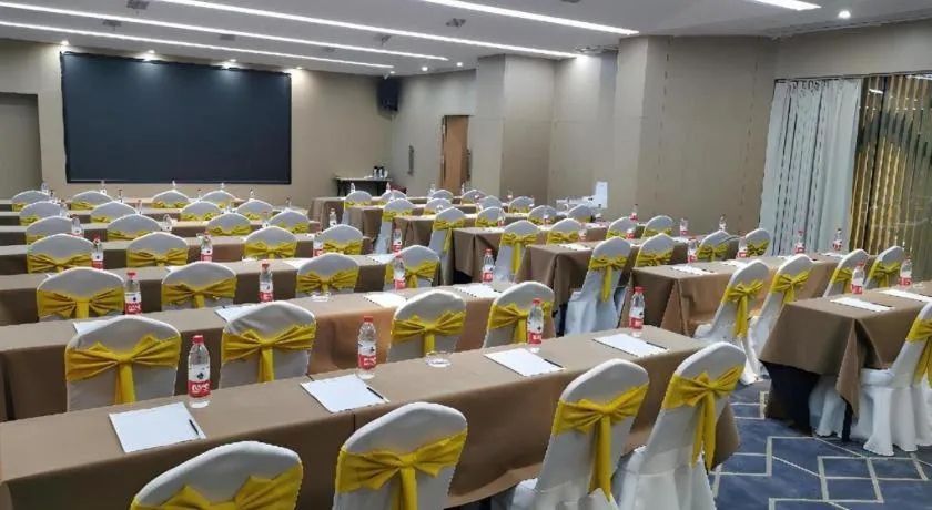 Echeng Hotel Enshi Minzu Road