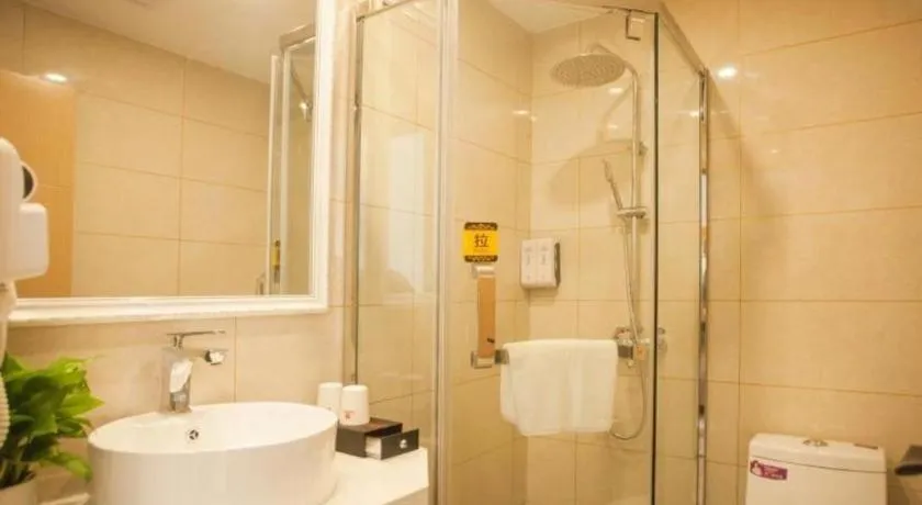 Shell Hotel Shanghai Baoshan District Shuichan Road Huayuan City