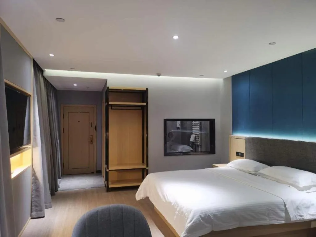 Bed in Green Tree Inn Urumqi San'gong Metro Station Exit