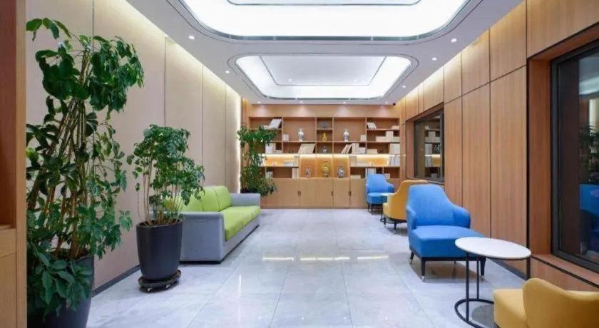 Green Tree Inn Urumqi San'gong Metro Station Exit