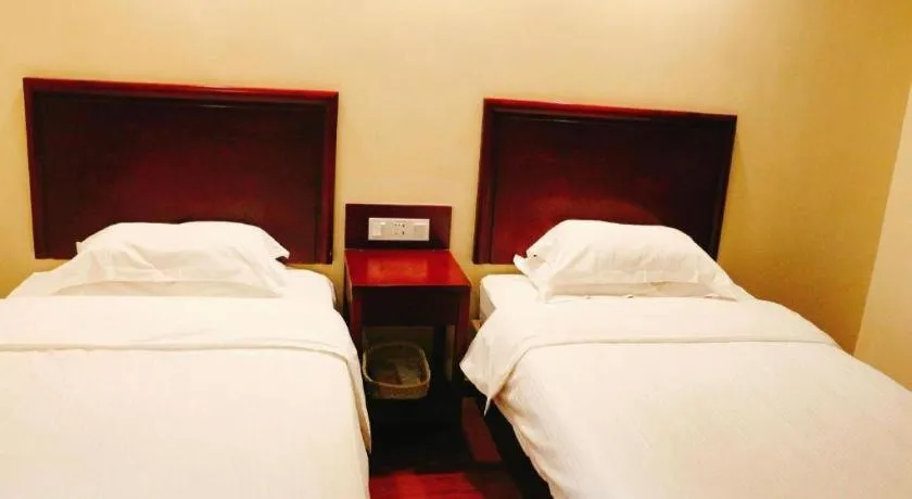 Bed in Green Tree Inn Urumqi San'gong Metro Station Exit