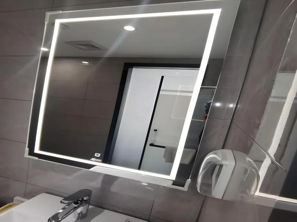 Green Tree Inn Urumqi San'gong Metro Station Exit