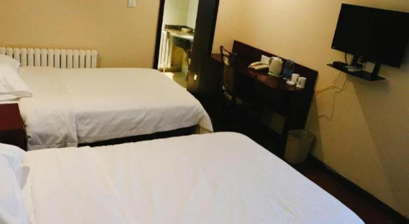 Bed in Green Tree Inn Urumqi San'gong Metro Station Exit