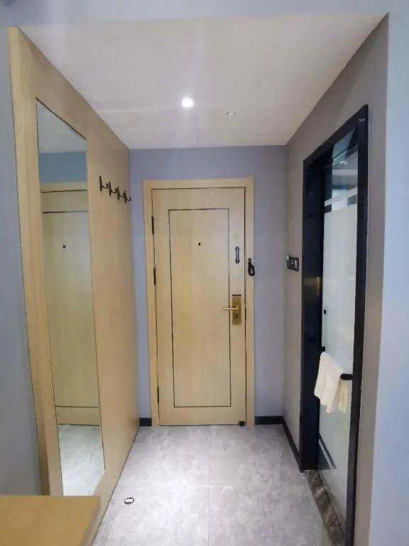 Green Tree Inn Urumqi San'gong Metro Station Exit