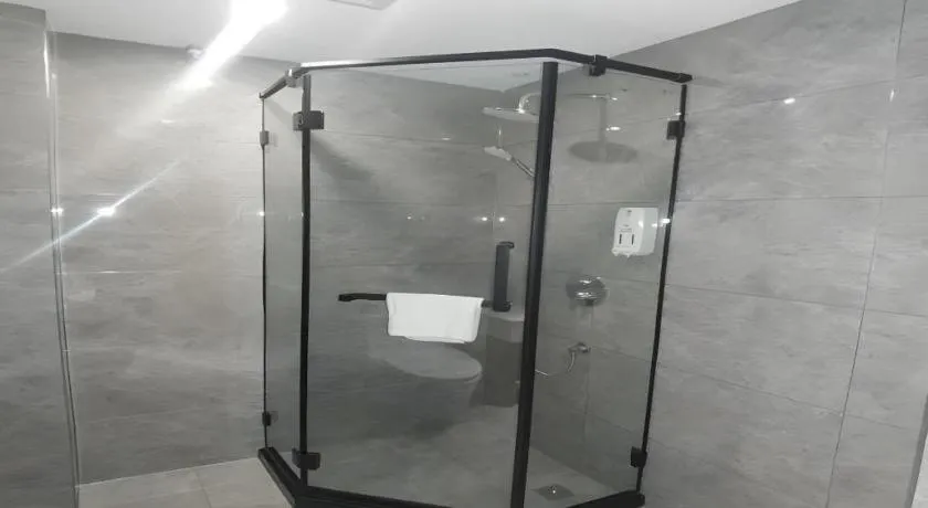 Green Tree Inn Urumqi San'gong Metro Station Exit