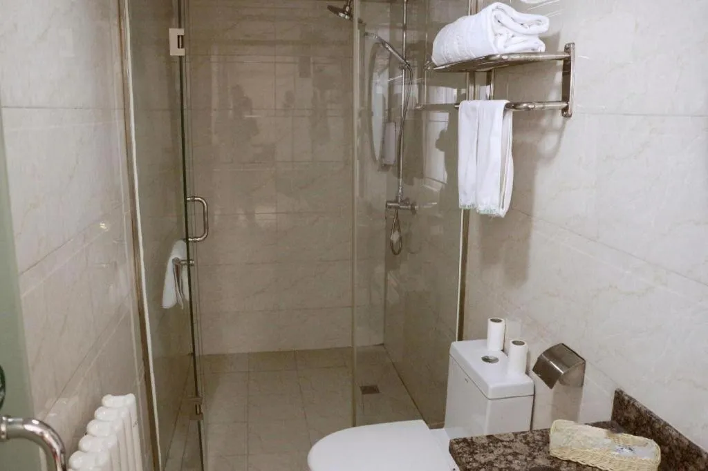 Green Tree Inn Urumqi San'gong Metro Station Exit