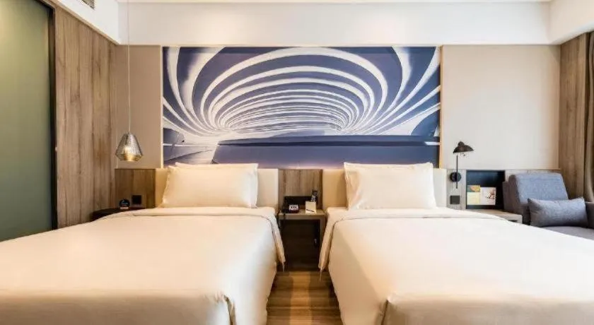 Bed in Atour Hotel Changsha Wuyi Square Wanbao Avenue