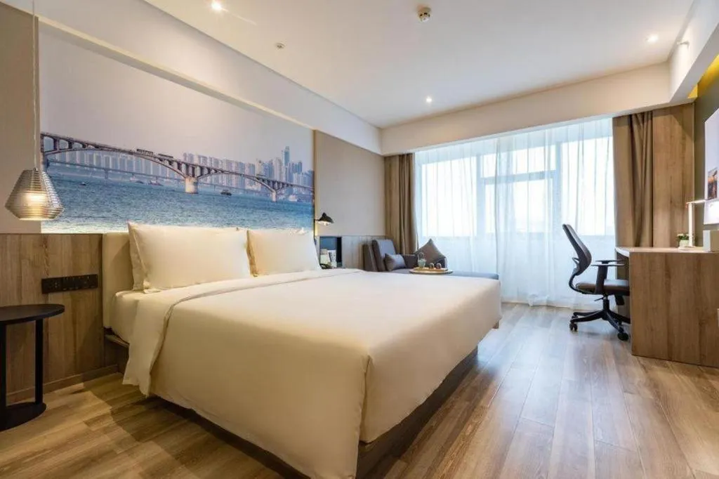 Bed in Atour Hotel Changsha Wuyi Square Wanbao Avenue