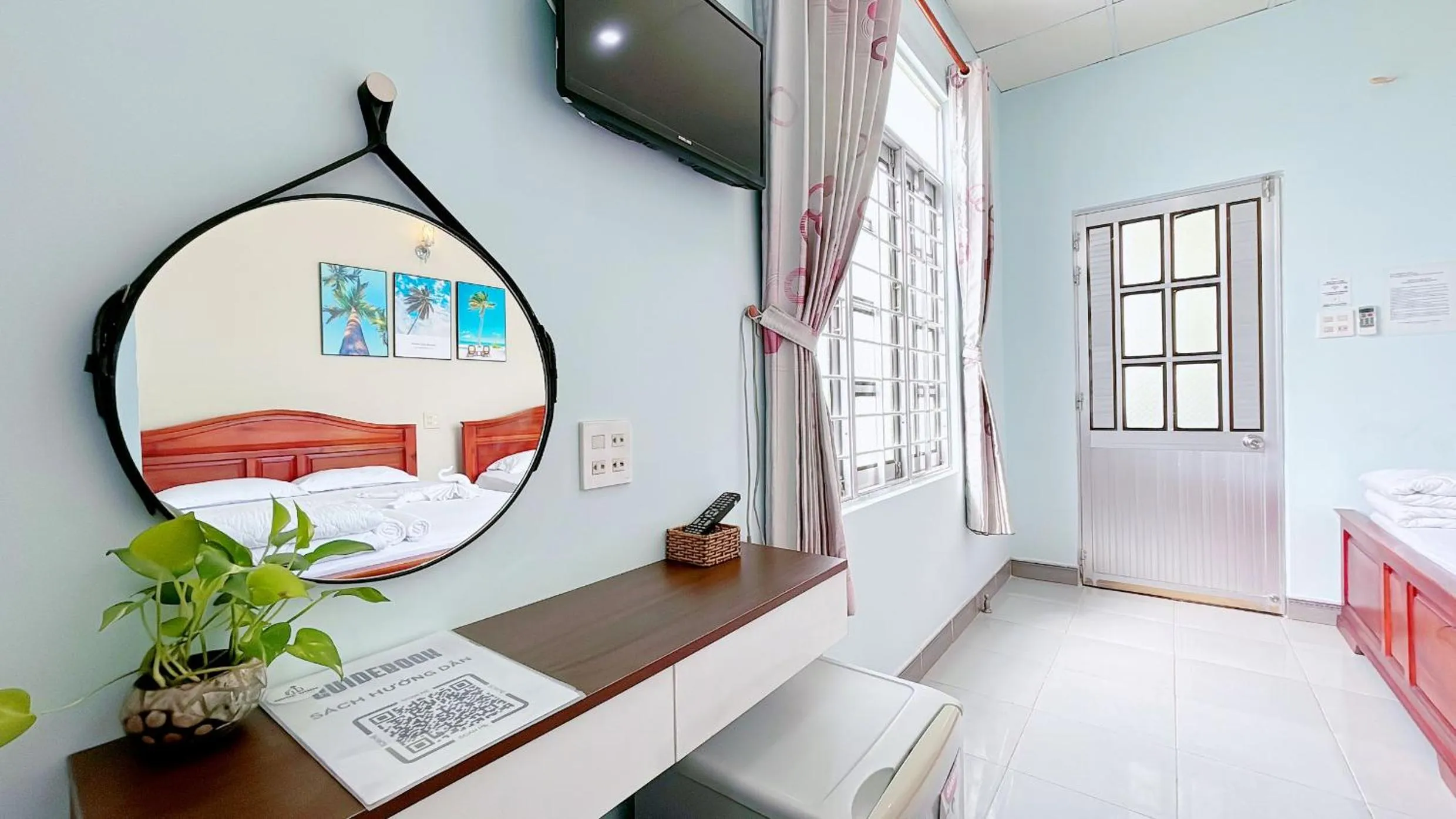Bedroom, Bed in Quoc Dinh Guest House