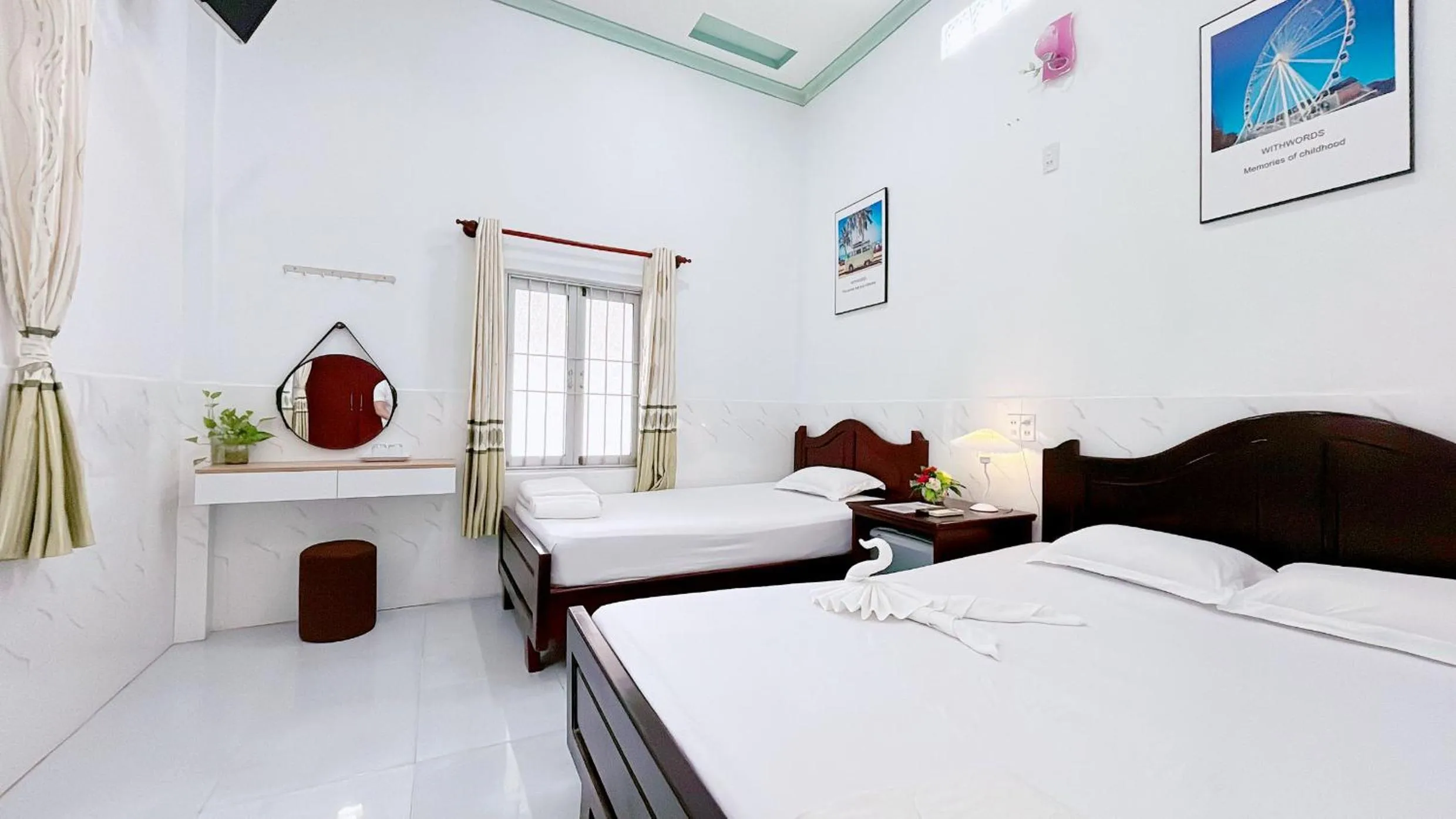 Bedroom, Bed in Quoc Dinh Guest House