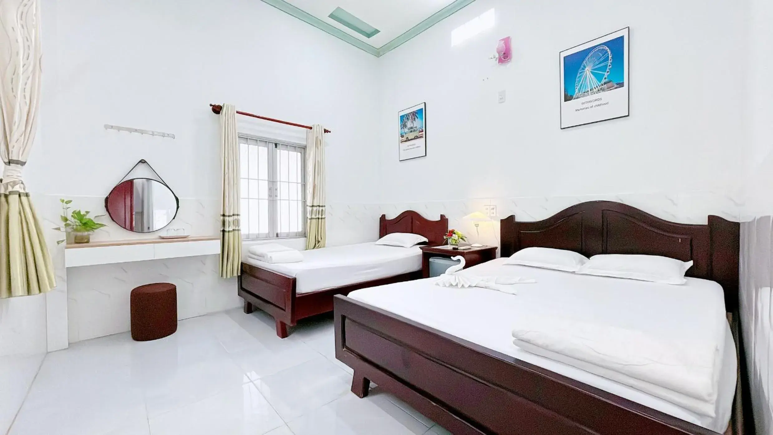Triple Room in Quoc Dinh Guest House Triple Room in Quoc Dinh Guest House