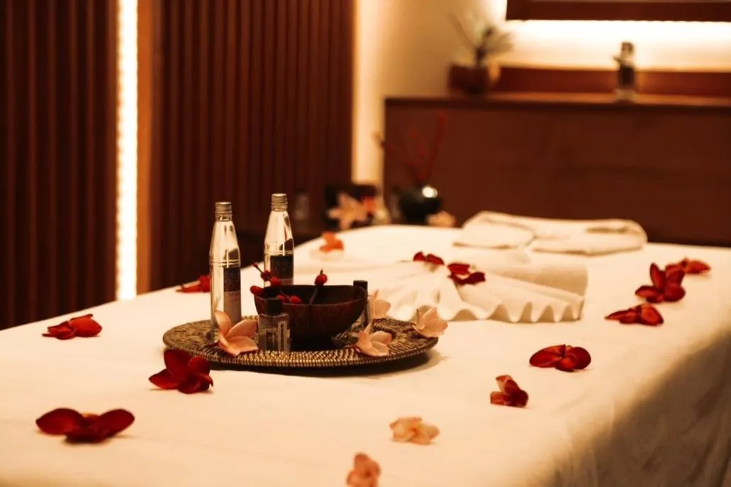 Tennis court in Jasmine Naypyitaw Hotel