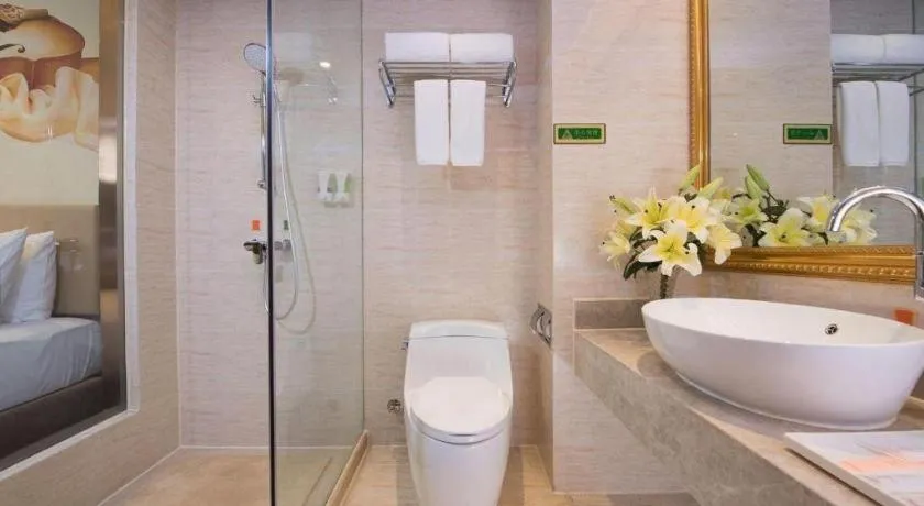 Vienna Hotel Zhengzhou East High-Speed Railway Station