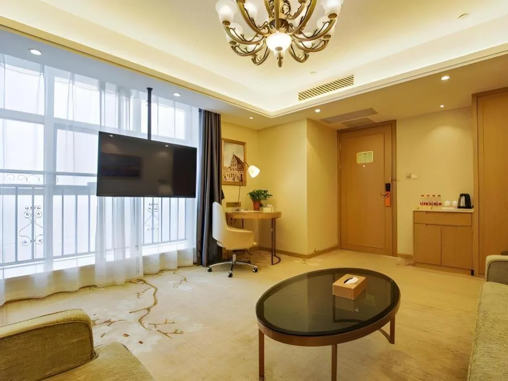 Vienna Hotel Zhengzhou East High-Speed Railway Station