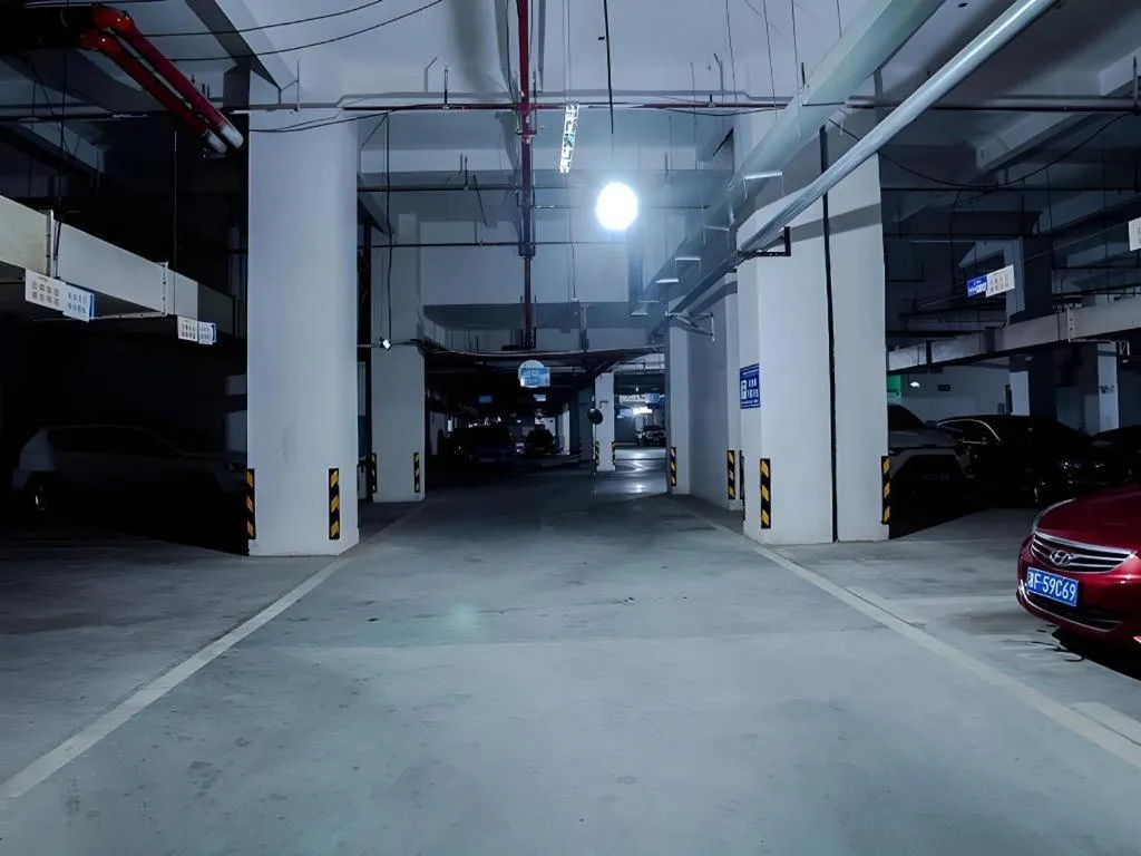 Vienna Hotel Yueyang East Station