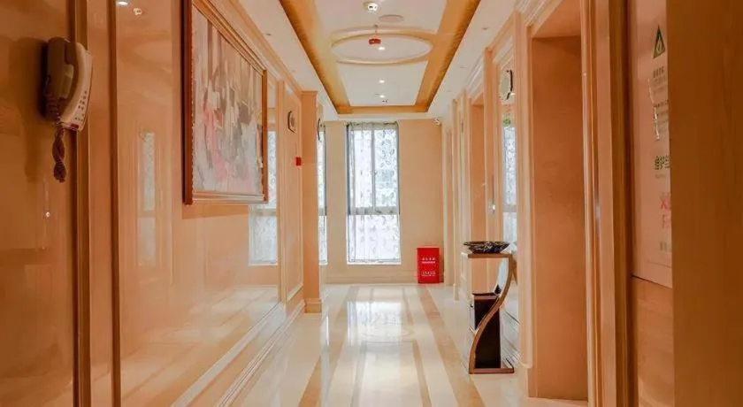 Vienna Hotel Yueyang East Station