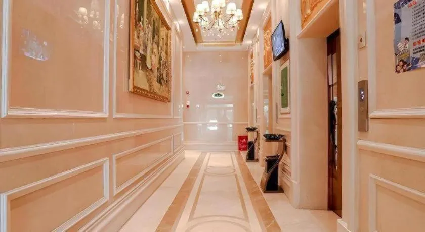 Vienna Hotel Yueyang East Station