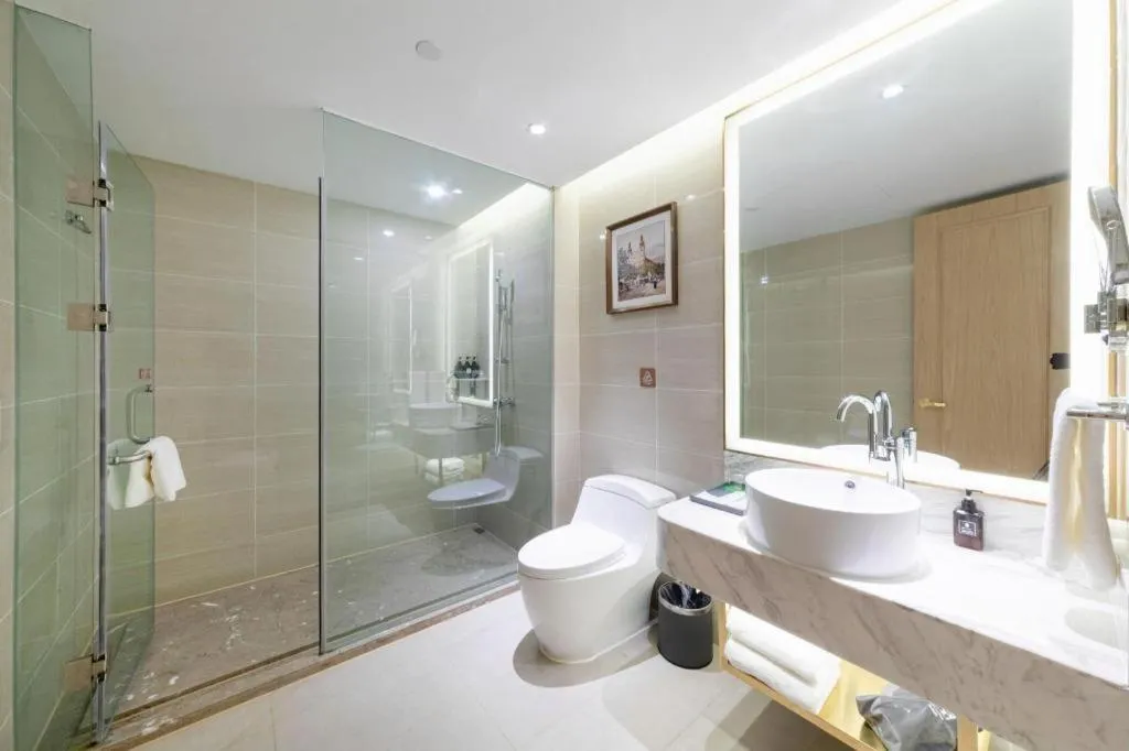 Vienna Hotel Chongqing West Station Square