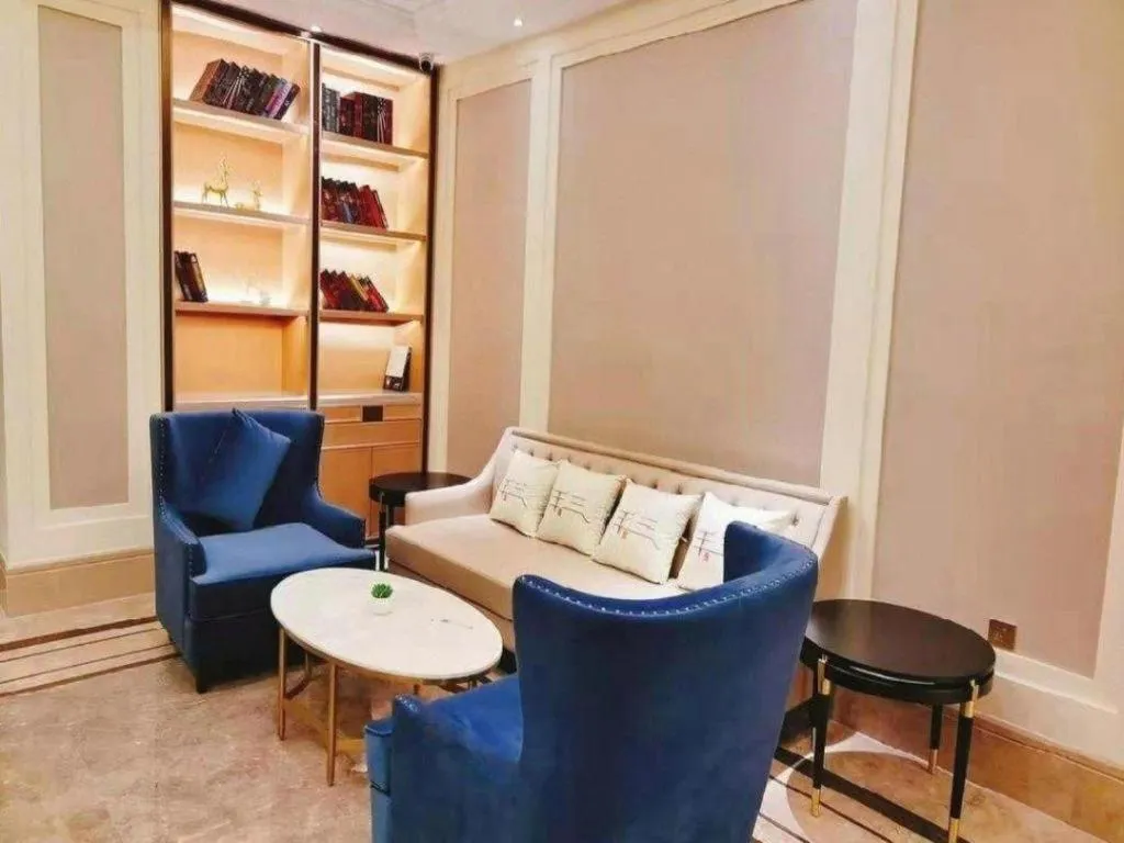 Vienna Hotel Chongqing West Station Square