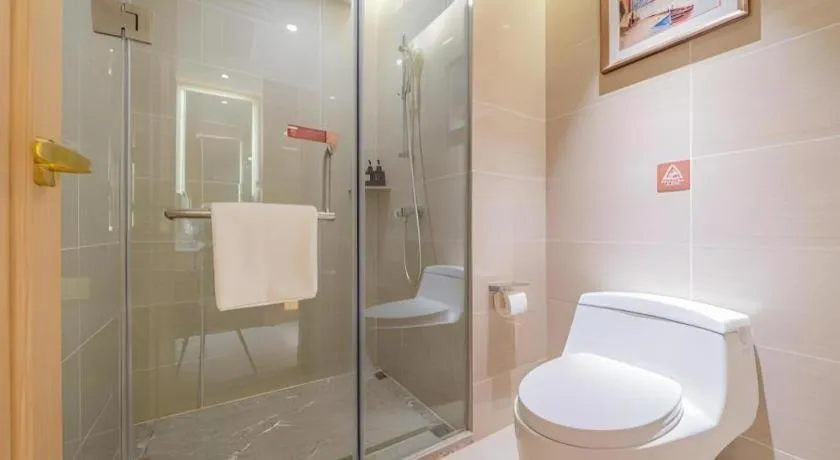 Vienna Hotel Chongqing West Station Square