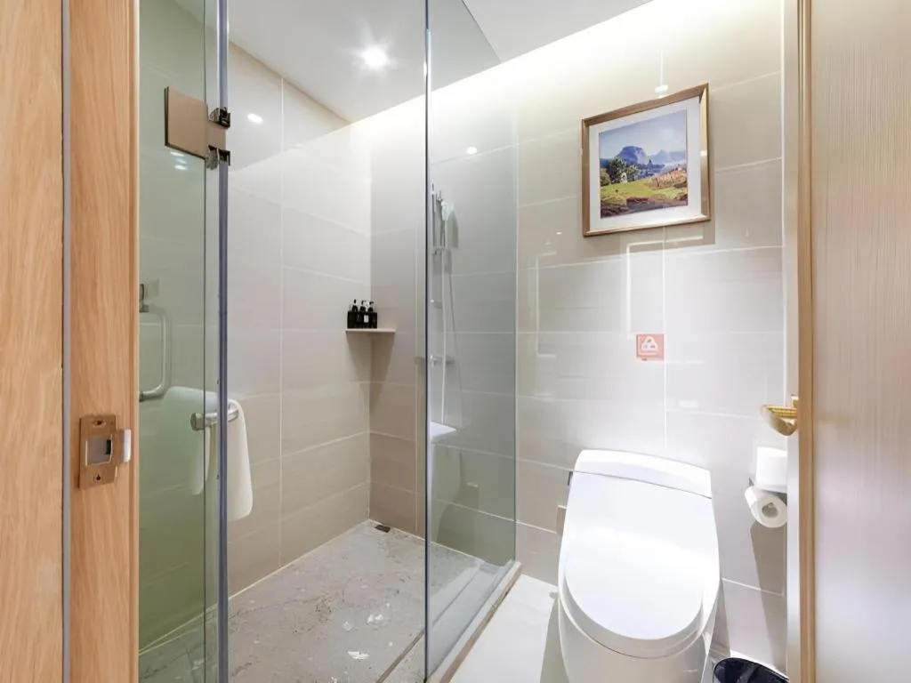 Vienna Hotel Chongqing West Station Square