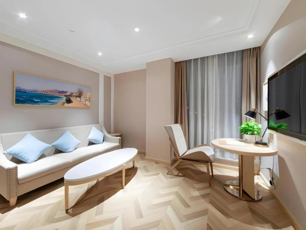 Vienna Hotel Chongqing West Station Square