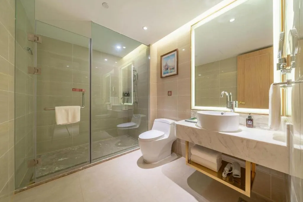 Vienna Hotel Chongqing West Station Square