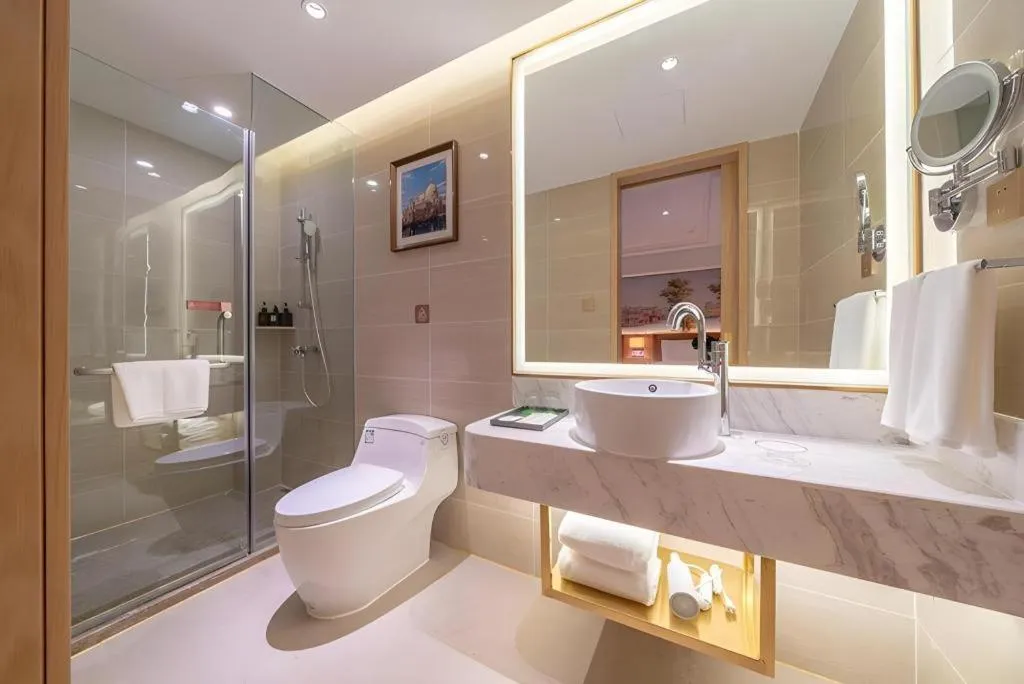 Vienna Hotel Chongqing West Station Square