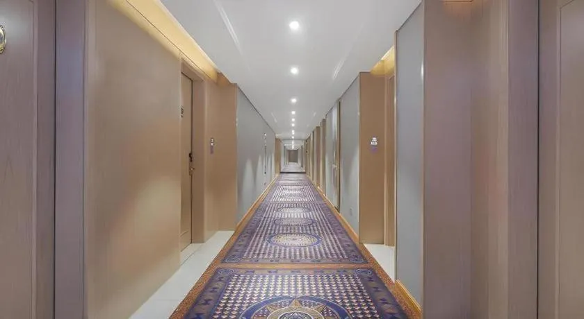 Vienna Hotel Jinjiang Bus Passenger Station