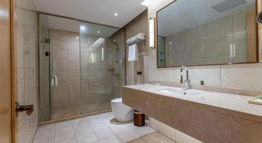 Vienna Hotel Jinjiang Bus Passenger Station