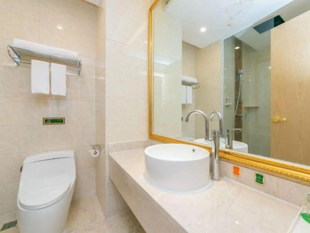 Vienna Hotel Chengdu North Railway Station North Square Wukuaishi Metro Station