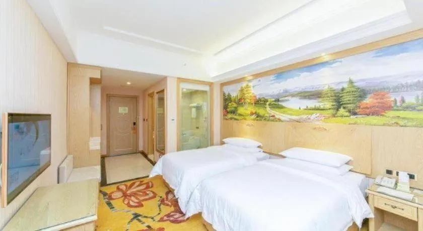 Bed in Vienna Hotel Chengdu North Railway Station North Square Wukuaishi Metro Station