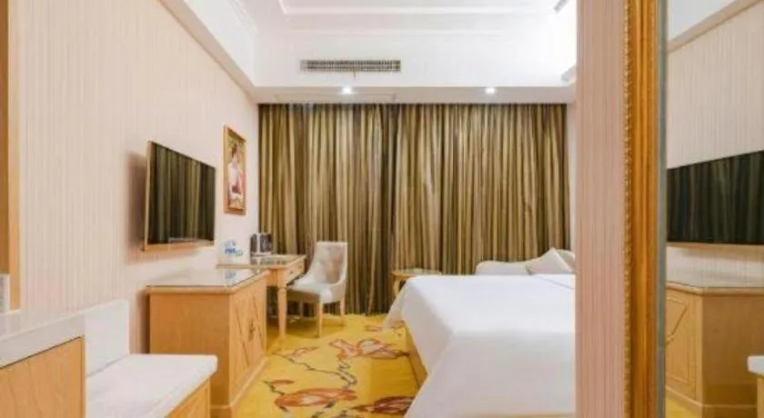 Bed in Vienna Hotel Chengdu North Railway Station North Square Wukuaishi Metro Station