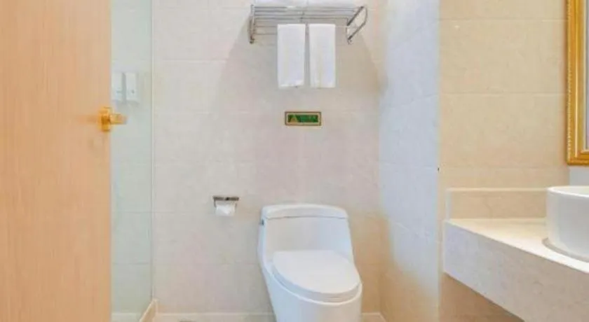 Vienna Hotel Chengdu North Railway Station North Square Wukuaishi Metro Station