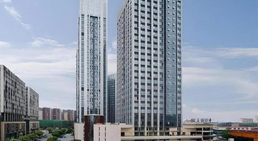 Vienna Hotel Chengdu North Railway Station North Square Wukuaishi Metro Station