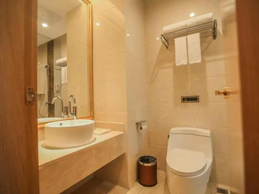 Vienna Hotel Chengdu North Railway Station North Square Wukuaishi Metro Station