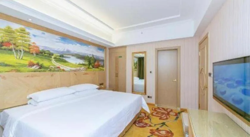 Bed in Vienna Hotel Chengdu North Railway Station North Square Wukuaishi Metro Station