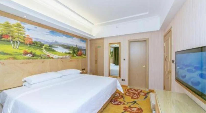 Bed in Vienna Hotel Chengdu North Railway Station North Square Wukuaishi Metro Station