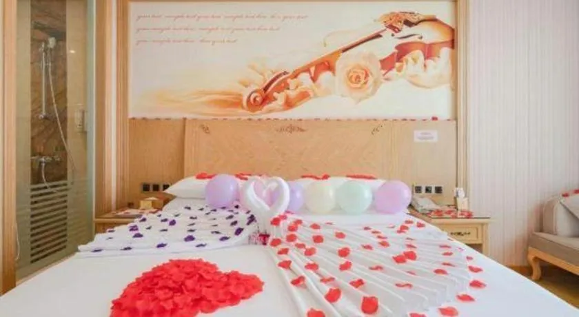 Bed in Vienna Hotel Chengdu North Railway Station North Square Wukuaishi Metro Station