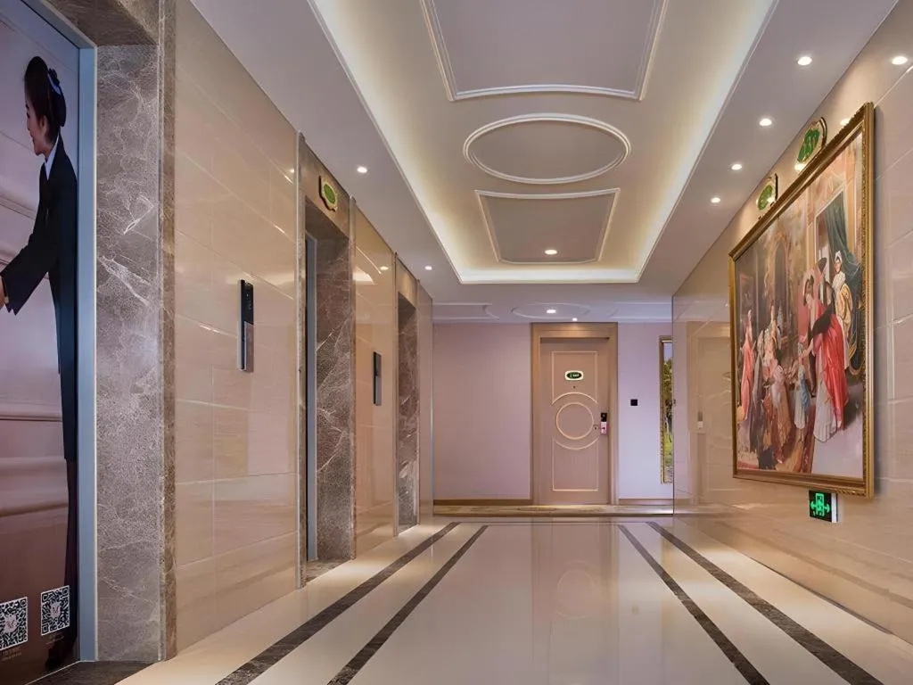 Vienna Hotel Chengdu North Railway Station North Square Wukuaishi Metro Station