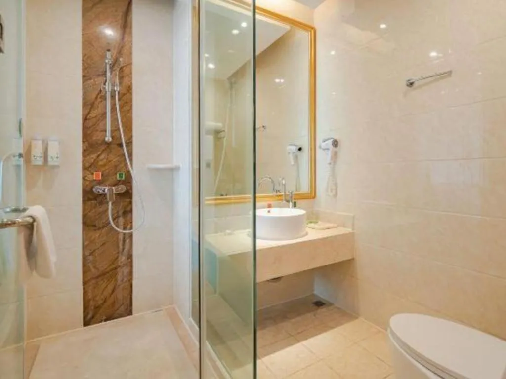 Vienna Hotel Chengdu North Railway Station North Square Wukuaishi Metro Station