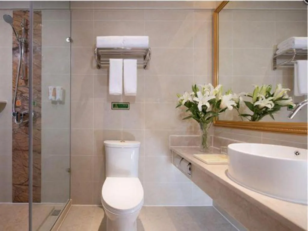 Vienna Hotel Chengdu North Railway Station North Square Wukuaishi Metro Station