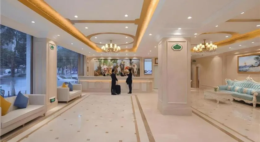 Vienna Hotel Yuxi Hongta Avenue High-Speed Railway Station