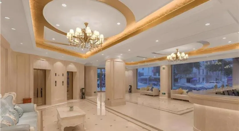 Vienna Hotel Yuxi Hongta Avenue High-Speed Railway Station