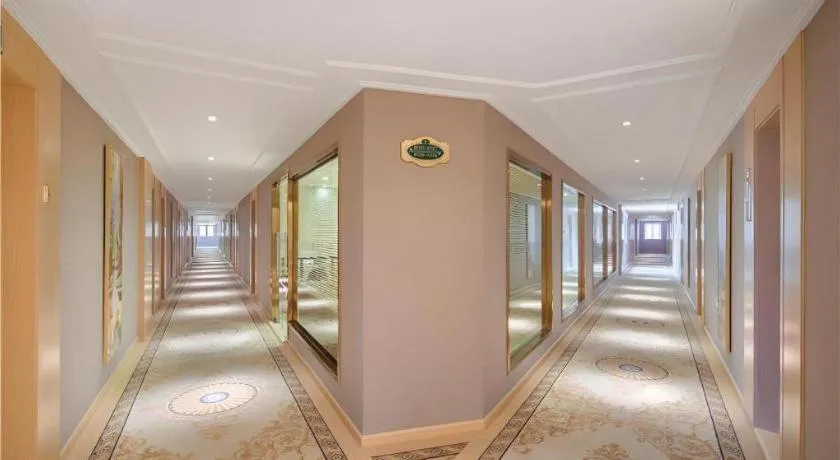 Vienna Hotel Yuxi Hongta Avenue High-Speed Railway Station